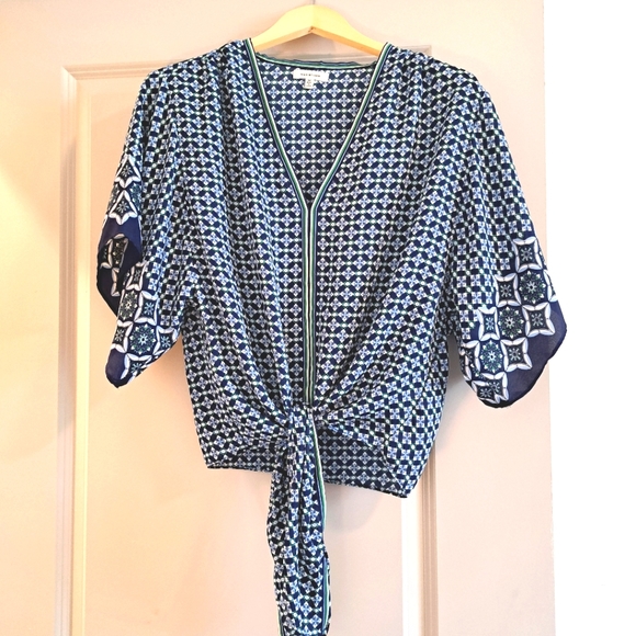 Max Studio Tie Front Top Size M - Picture 2 of 5